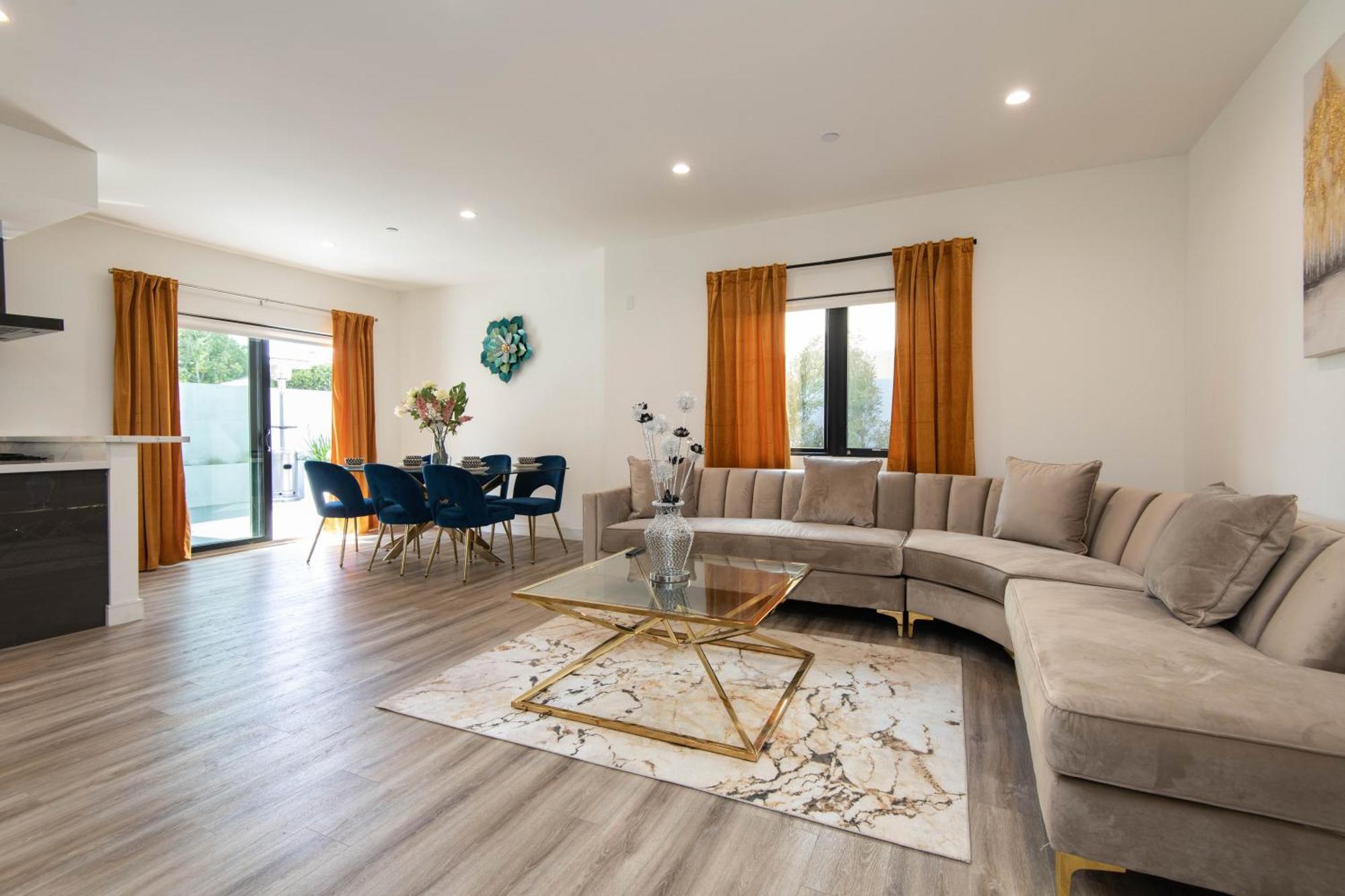 Regency Modern Apartments Glendale Exterior foto